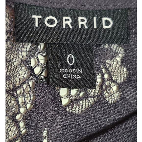 Torrid Women's Plus Size Abbey Lace Short Sleeve Blouse Large - Picture 4 of 6